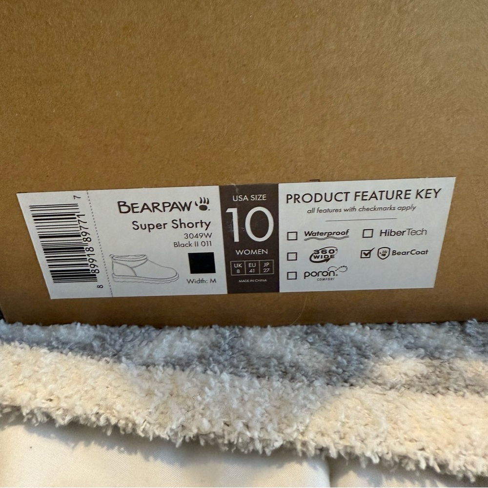 NWT. BearPaw Black Super Shorty Ankle Boots - Picture 7 of 8